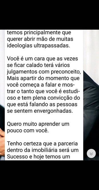 Mensagem de cliente elogiando a parceria e o posicionamento no mercado imobiliário